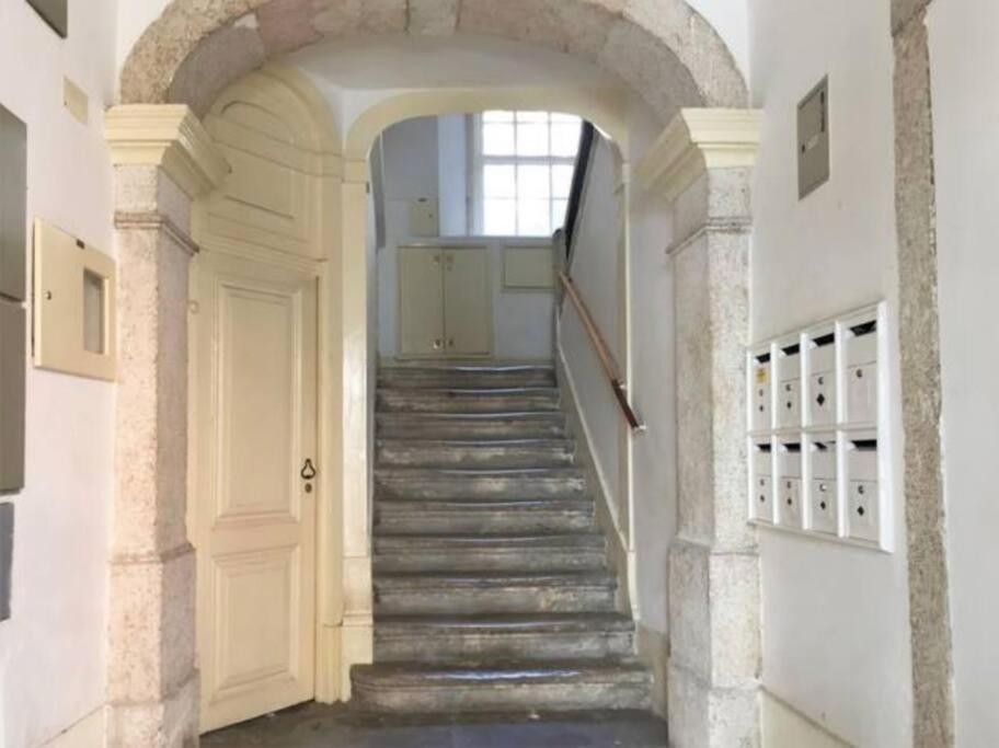 Bh4E-3Br With View In Heart Of Bairro Alto - Bright Daire Lisboa Dış mekan fotoğraf